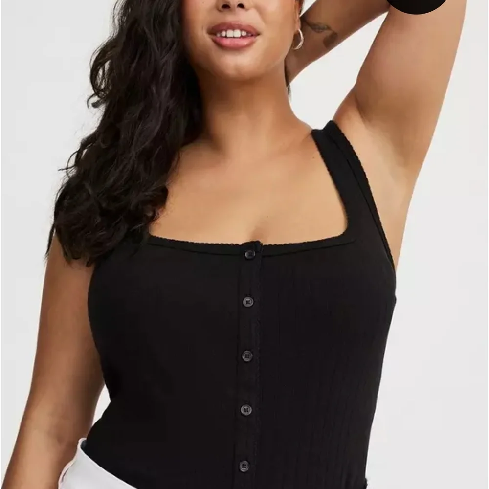 Torrid Black Button-Front Tank Top - Picture 3 of 3